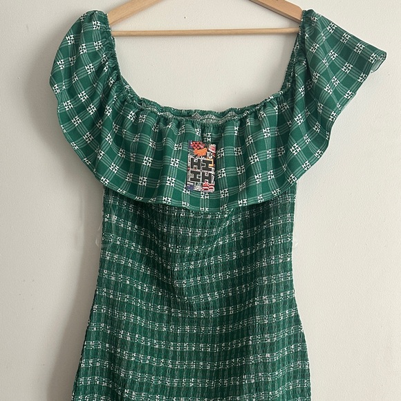 Hawaii's Finest Dresses & Skirts - NWT Hawaii’s Finest Green Palaka Print Dress